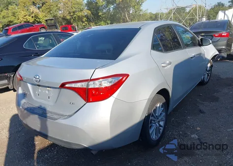 2015 Toyota Corolla Le Plus z USA, uszkodzony, nr VIN 5YFBURHE7FP313904